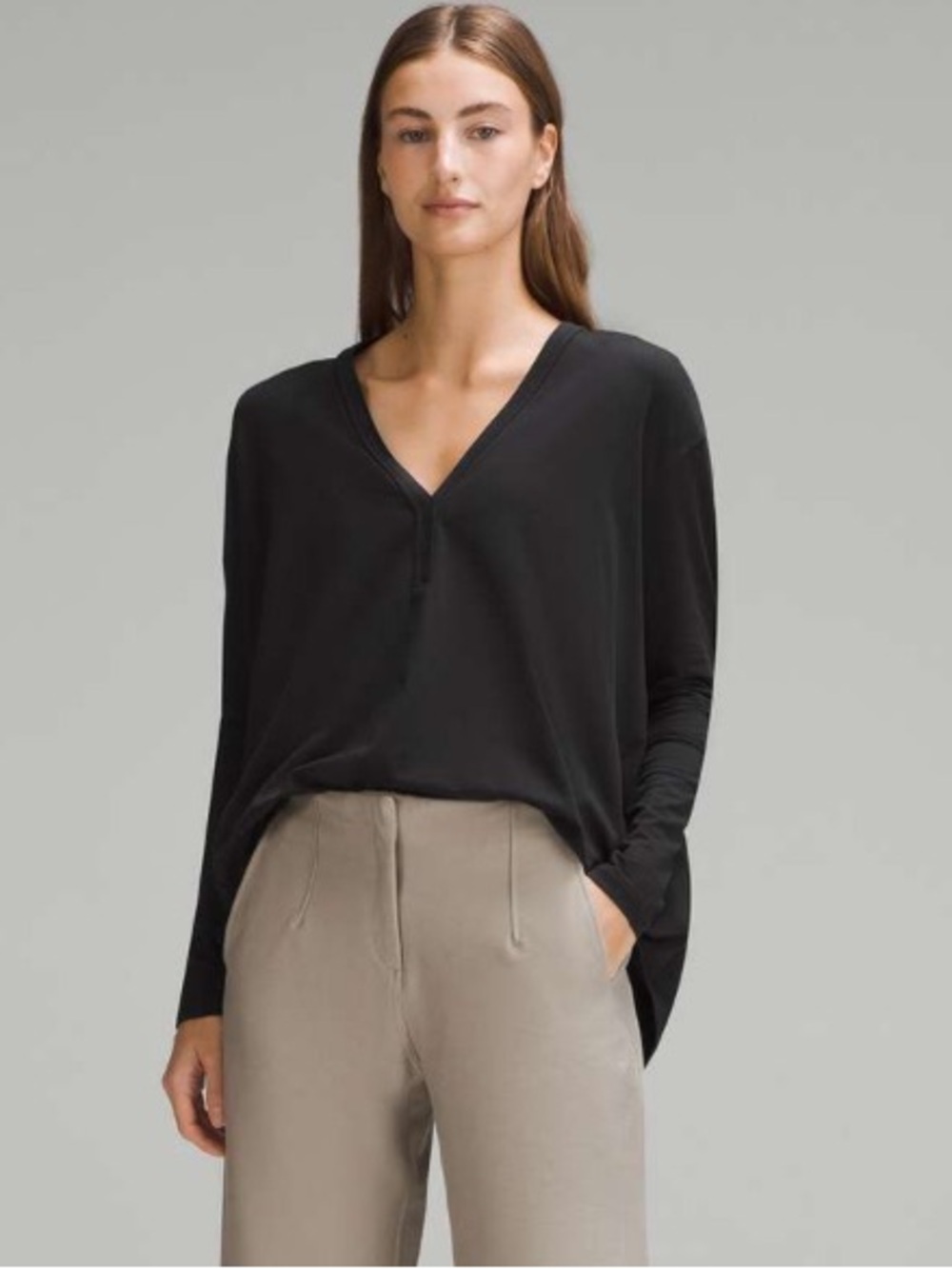 Lululemon Back In Action V-Neck